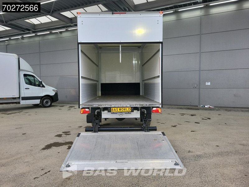 Mercedes-Benz Sprinter 317 CDI Bakwagen Automaat Laadklep Camera Meubelbak Koffer LBW 20m3 Airco - Dostavno vozilo sa zatvorenim sandukom: slika 3 Mercedes-Benz Sprinter 317 CDI Bakwagen Automaat Laadklep Camera Meubelbak Koffer LBW 20m3 Airco - Dostavno vozilo sa zatvorenim sandukom: slika 3