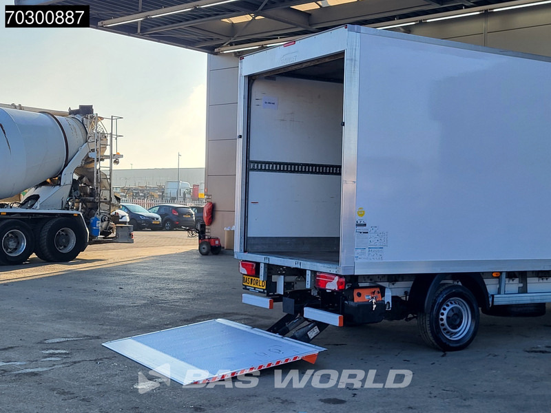 Mercedes-Benz Sprinter 317 CDI Laadklep Automaat 170PK Bakwagen Airco Cruise MBUX CarPlay D'Hollandia Euro6 Meubelbak Koffer Airco Cruise control - Dostavno vozilo sa zatvorenim sandukom: slika 3 Mercedes-Benz Sprinter 317 CDI Laadklep Automaat 170PK Bakwagen Airco Cruise MBUX CarPlay D'Hollandia Euro6 Meubelbak Koffer Airco Cruise control - Dostavno vozilo sa zatvorenim sandukom: slika 3