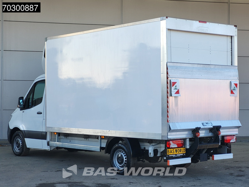 Mercedes-Benz Sprinter 317 CDI Laadklep Automaat 170PK Bakwagen Airco Cruise MBUX CarPlay D'Hollandia Euro6 Meubelbak Koffer Airco Cruise control - Dostavno vozilo sa zatvorenim sandukom: slika 2 Mercedes-Benz Sprinter 317 CDI Laadklep Automaat 170PK Bakwagen Airco Cruise MBUX CarPlay D'Hollandia Euro6 Meubelbak Koffer Airco Cruise control - Dostavno vozilo sa zatvorenim sandukom: slika 2