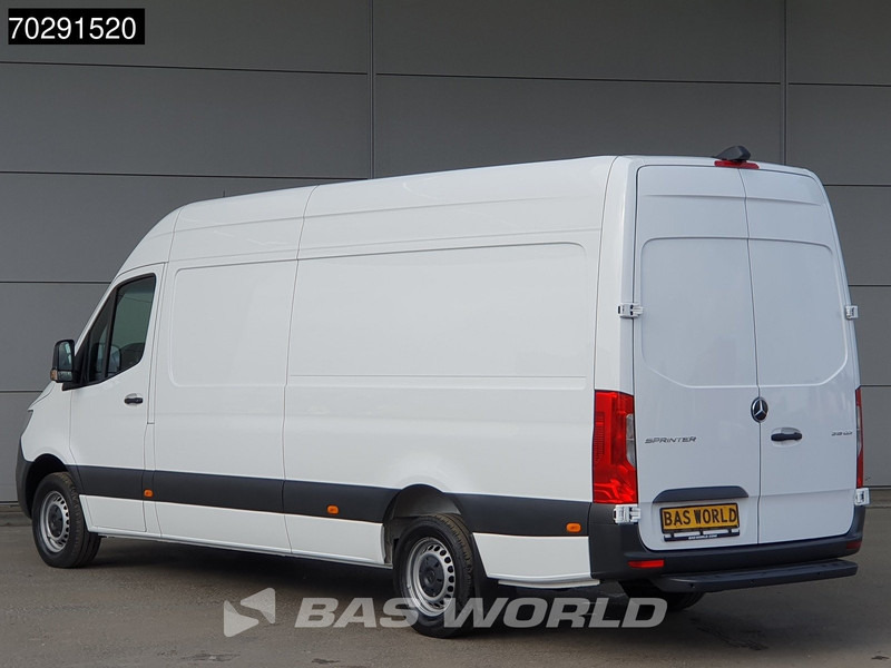 Mercedes-Benz Sprinter 319 CDI Automaat 190PK L3H2 Airco Cruise Camera Parkeersensoren MBUX CarPlay Euro6 L3 15m3 Airco Cruise control - Furgon: slika 2 Mercedes-Benz Sprinter 319 CDI Automaat 190PK L3H2 Airco Cruise Camera Parkeersensoren MBUX CarPlay Euro6 L3 15m3 Airco Cruise control - Furgon: slika 2