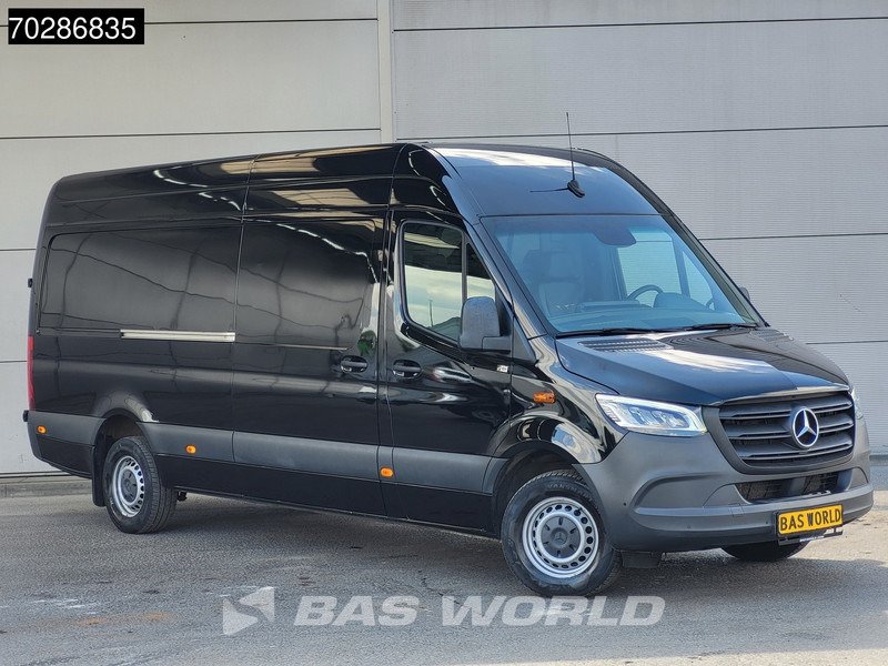Mercedes-Benz Sprinter 319 CDI Automaat 190PK Trekhaak LED Airco Camera Parkeersensoren MBUX CarPlay Euro6 L3 16m3 Airco Trekhaak - Furgon: slika 3 Mercedes-Benz Sprinter 319 CDI Automaat 190PK Trekhaak LED Airco Camera Parkeersensoren MBUX CarPlay Euro6 L3 16m3 Airco Trekhaak - Furgon: slika 3