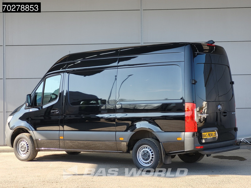 Mercedes-Benz Sprinter 319 CDI Automaat L2H2 190PK Airco Cruise Camera MBUX CarPlay L2 11m3 Airco Cruise control - Furgon: slika 2 Mercedes-Benz Sprinter 319 CDI Automaat L2H2 190PK Airco Cruise Camera MBUX CarPlay L2 11m3 Airco Cruise control - Furgon: slika 2