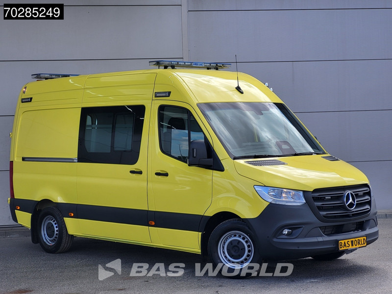 Mercedes-Benz Sprinter 319 CDI Automaat Nieuw! Complete Ambulance Ziekenwagen Rettungswagen Krankenwagen 11m3 Airco Cruise control - Vozilo hitne pomoći: slika 5 Mercedes-Benz Sprinter 319 CDI Automaat Nieuw! Complete Ambulance Ziekenwagen Rettungswagen Krankenwagen 11m3 Airco Cruise control - Vozilo hitne pomoći: slika 5