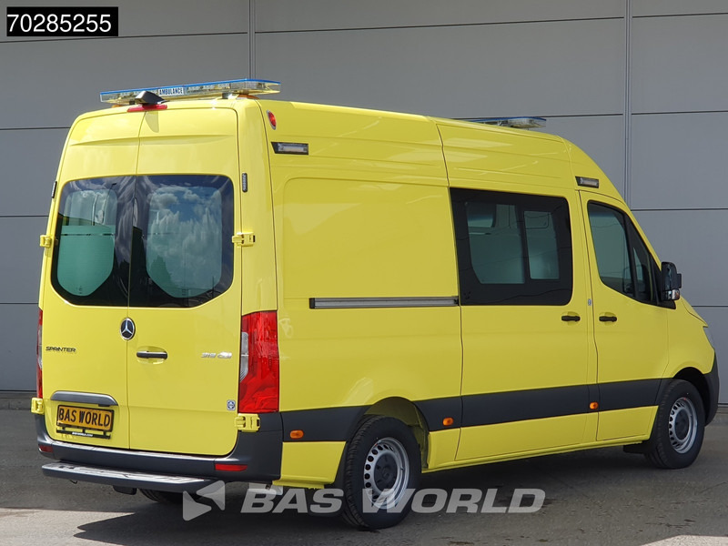 Mercedes-Benz Sprinter 319 CDI Automaat Nieuw! Complete Ambulance Ziekenwagen Rettungswagen Krankenwagen 11m3 Airco Cruise control - Vozilo hitne pomoći: slika 5 Mercedes-Benz Sprinter 319 CDI Automaat Nieuw! Complete Ambulance Ziekenwagen Rettungswagen Krankenwagen 11m3 Airco Cruise control - Vozilo hitne pomoći: slika 5