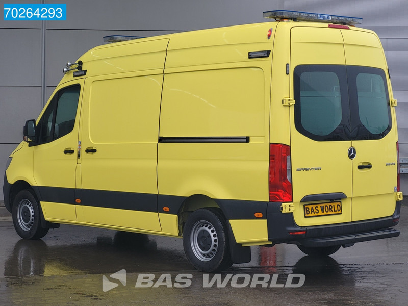 Mercedes-Benz Sprinter 319 CDI Automaat Nieuw! Complete Ambulance Ziekenwagen Rettungswagen Krankenwagen Airco - Vozilo hitne pomoći: slika 2 Mercedes-Benz Sprinter 319 CDI Automaat Nieuw! Complete Ambulance Ziekenwagen Rettungswagen Krankenwagen Airco - Vozilo hitne pomoći: slika 2