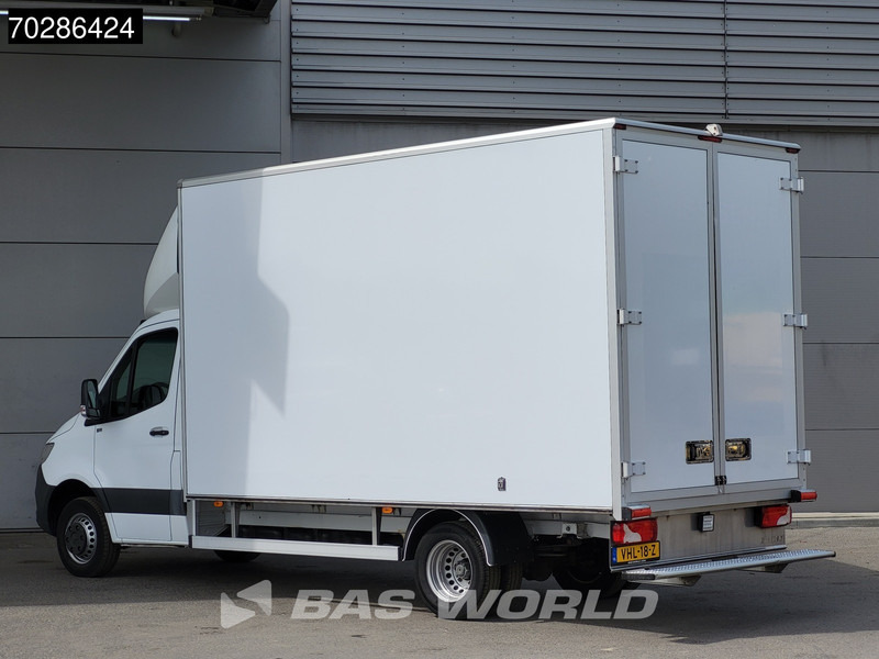 Mercedes-Benz Sprinter 514 CDI Automaat Bakwagen Dubbellucht Achterdeuren Navi Airco Cruise Carplay MBUX Euro6 Meubelbak Koffer 23m3 Airco Cruise contr - Dostavno vozilo sa zatvorenim sandukom: slika 2 Mercedes-Benz Sprinter 514 CDI Automaat Bakwagen Dubbellucht Achterdeuren Navi Airco Cruise Carplay MBUX Euro6 Meubelbak Koffer 23m3 Airco Cruise contr - Dostavno vozilo sa zatvorenim sandukom: slika 2