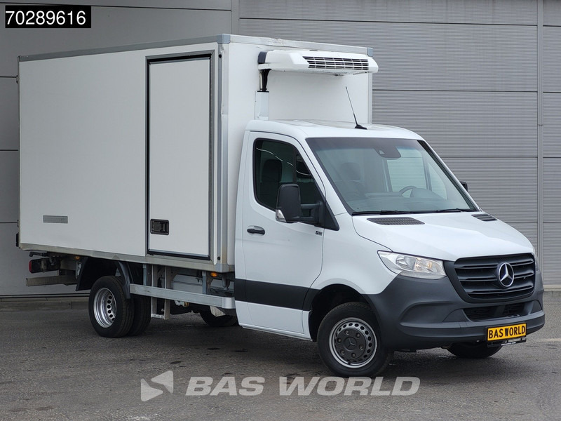 Mercedes-Benz Sprinter 515 CDI Koelwagen Dubbellucht Zijdeur Thermo King 230v-Stekker Airco Cruise MBUX CarPlay Euro6 Koel Koeler Kühl Kühler Kühlwagen - Dostavno vozilo hladnjača: slika 3 Mercedes-Benz Sprinter 515 CDI Koelwagen Dubbellucht Zijdeur Thermo King 230v-Stekker Airco Cruise MBUX CarPlay Euro6 Koel Koeler Kühl Kühler Kühlwagen - Dostavno vozilo hladnjača: slika 3