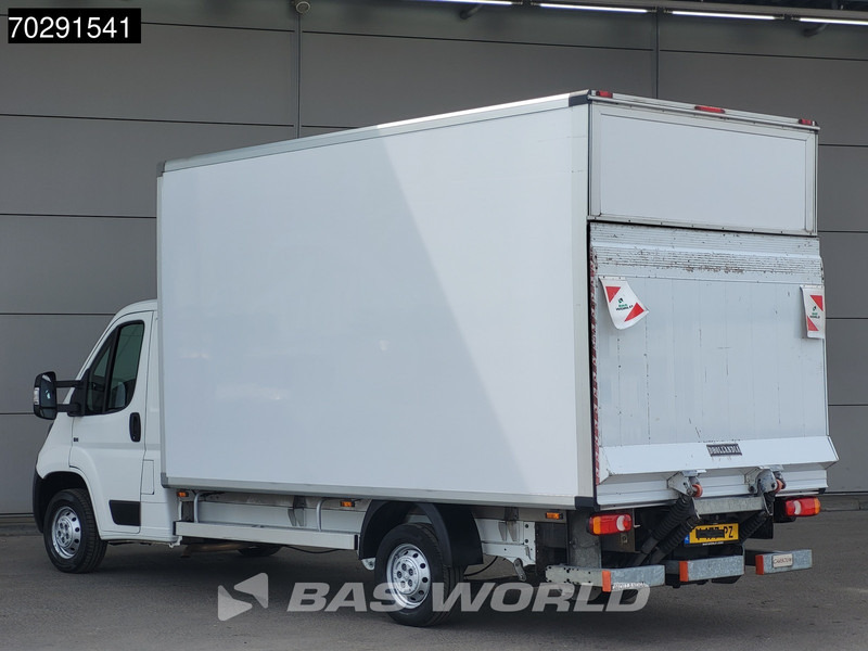 Peugeot Boxer 130PK Bakwagen Laadklep Dhollandia Lat om lat Airco Koffer Meubelbak 20m3 Airco - Dostavno vozilo sa zatvorenim sandukom: slika 2 Peugeot Boxer 130PK Bakwagen Laadklep Dhollandia Lat om lat Airco Koffer Meubelbak 20m3 Airco - Dostavno vozilo sa zatvorenim sandukom: slika 2
