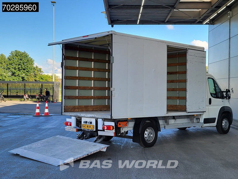 Peugeot Boxer 150PK Trekhaak D'Hollandia Laadklep Zijdeur Bakwagen Navi Airco Cruise Lat om Lat Euro5 Meubelbak Koffer 18m3 Airco Trekhaak Cruise co - Dostavno vozilo sa zatvorenim sandukom: slika 3 Peugeot Boxer 150PK Trekhaak D'Hollandia Laadklep Zijdeur Bakwagen Navi Airco Cruise Lat om Lat Euro5 Meubelbak Koffer 18m3 Airco Trekhaak Cruise co - Dostavno vozilo sa zatvorenim sandukom: slika 3