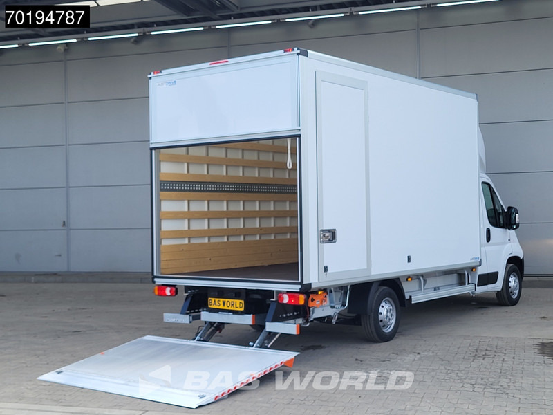 Peugeot Boxer 165PK Bakwagen Laadklep Zijdeur Lat om lat Airco Bluetooth Radio Meubelbak Koffer Gesloten laadbak 21m3 Airco Cruise control - Dostavno vozilo sa zatvorenim sandukom: slika 3 Peugeot Boxer 165PK Bakwagen Laadklep Zijdeur Lat om lat Airco Bluetooth Radio Meubelbak Koffer Gesloten laadbak 21m3 Airco Cruise control - Dostavno vozilo sa zatvorenim sandukom: slika 3