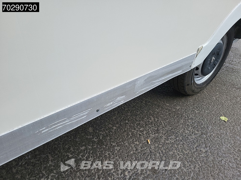 Dostavno vozilo sa zatvorenim sandukom Renault Master 145PK Bakwagen Lowliner Achterdeuren Airco Cruise Euro6 Meubelbak Plancher Foodtruck Paardenwagen 17m3 Airco Cruise control: slika 19 Dostavno vozilo sa zatvorenim sandukom Renault Master 145PK Bakwagen Lowliner Achterdeuren Airco Cruise Euro6 Meubelbak Plancher Foodtruck Paardenwagen 17m3 Airco Cruise control: slika 19