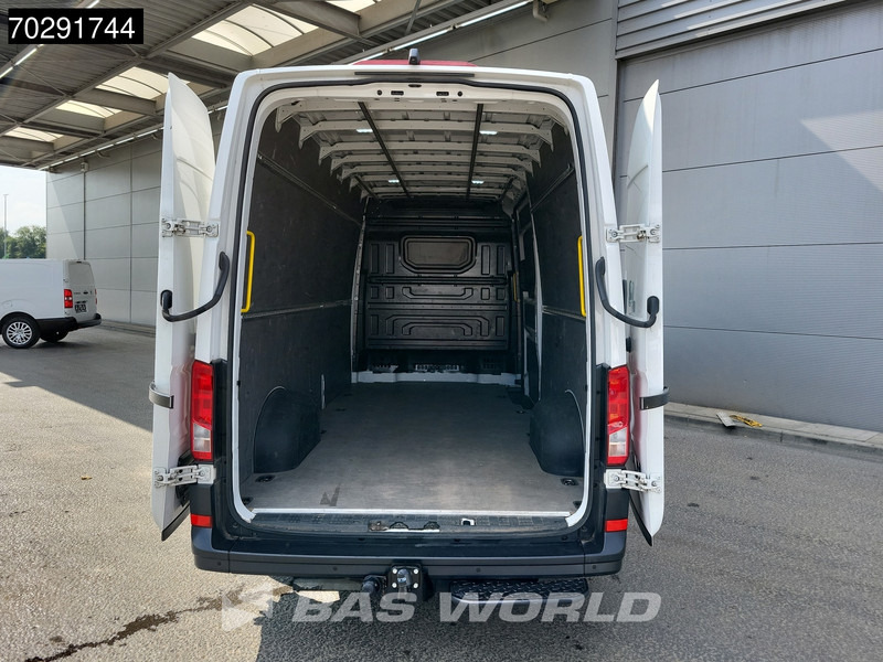Volkswagen Crafter 140pk L4H3 Trekhaak Airco Cruise Camera Parkeersensoren Euro6 L3H2 15m3 Airco Trekhaak Cruise control - Furgon: slika 3 Volkswagen Crafter 140pk L4H3 Trekhaak Airco Cruise Camera Parkeersensoren Euro6 L3H2 15m3 Airco Trekhaak Cruise control - Furgon: slika 3