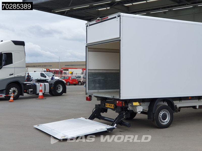 Volkswagen Crafter 177pk Automaat Laadklep Bakwagen Airco Camera Meubelbak Koffer 20m3 Airco - Dostavno vozilo sa zatvorenim sandukom: slika 3 Volkswagen Crafter 177pk Automaat Laadklep Bakwagen Airco Camera Meubelbak Koffer 20m3 Airco - Dostavno vozilo sa zatvorenim sandukom: slika 3