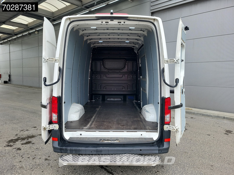 Volkswagen E-Crafter 136pk Elektrisch 115km WLTP 36kWh L3H3 LED Navi Airco Cruise Camera Parkeersensoren L2H2 12m3 Airco Cruise control - Furgon, Električno dostavno vozilo: slika 3 Volkswagen E-Crafter 136pk Elektrisch 115km WLTP 36kWh L3H3 LED Navi Airco Cruise Camera Parkeersensoren L2H2 12m3 Airco Cruise control - Furgon, Električno dostavno vozilo: slika 3