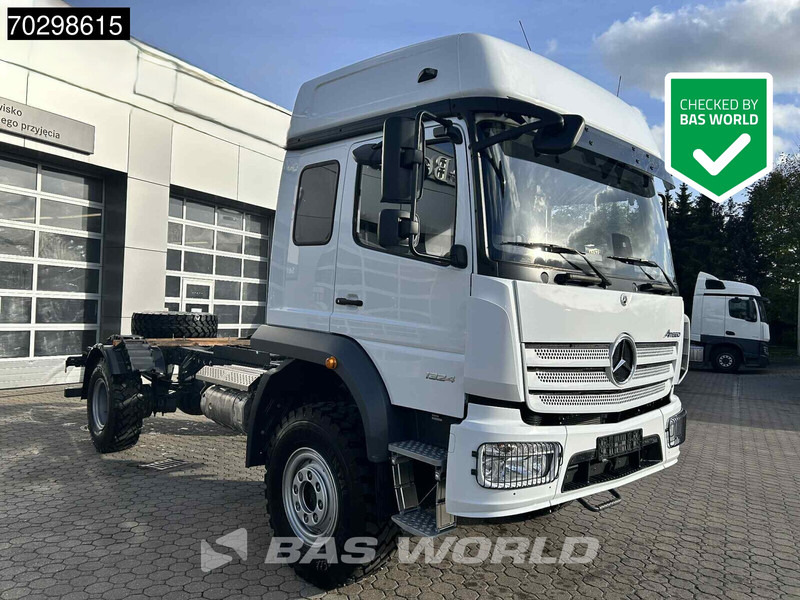 Mercedes-Benz Atego 1324 Atego 4X4 NEW 13.5tons 4x4 chassis Steelsuspension Automatic Euro 6 - Kamion sa golom šasijom i zatvorenom kabinom: slika 1 Mercedes-Benz Atego 1324 Atego 4X4 NEW 13.5tons 4x4 chassis Steelsuspension Automatic Euro 6 - Kamion sa golom šasijom i zatvorenom kabinom: slika 1