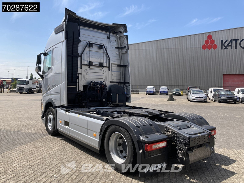 Volvo FH 460 4X2 2x Tanks VEB+ ACC I-Park Cool Navi Euro 6 - Tegljač: slika 2 Volvo FH 460 4X2 2x Tanks VEB+ ACC I-Park Cool Navi Euro 6 - Tegljač: slika 2
