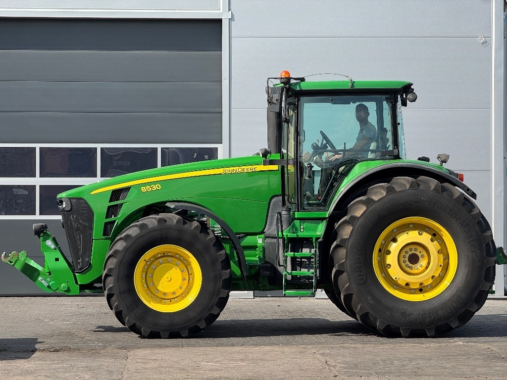 John Deere 8530 AutoPower - Traktor: slika 5 John Deere 8530 AutoPower - Traktor: slika 5