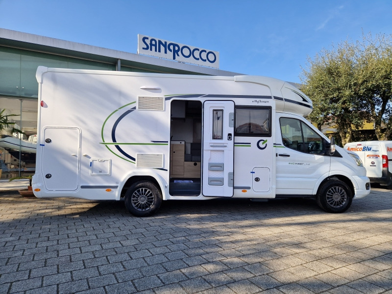 Chausson 640 First Line Ford - Poluintegrisani kamper: slika 2 Chausson 640 First Line Ford - Poluintegrisani kamper: slika 2