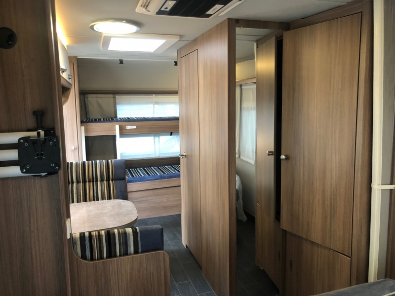 Kamp prikolica novi Rossini Camp: slika 7 Kamp prikolica novi Rossini Camp: slika 7