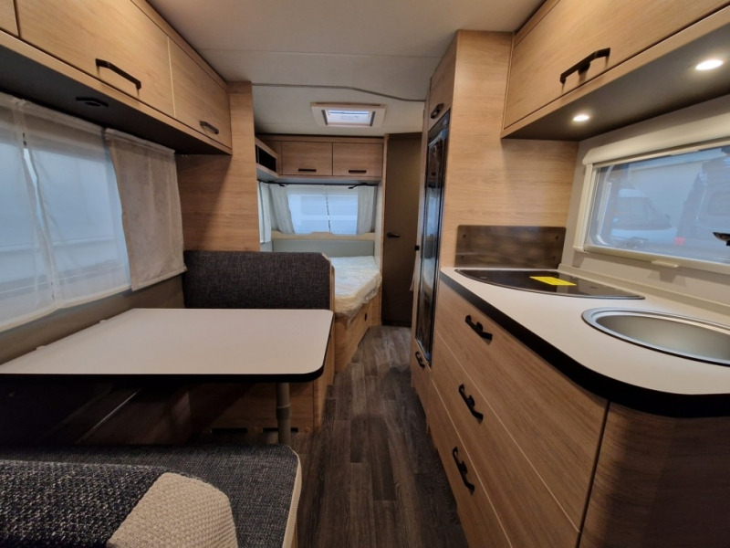 Weinsberg CaraOne 500 FDK - Kamp prikolica: slika 5 Weinsberg CaraOne 500 FDK - Kamp prikolica: slika 5