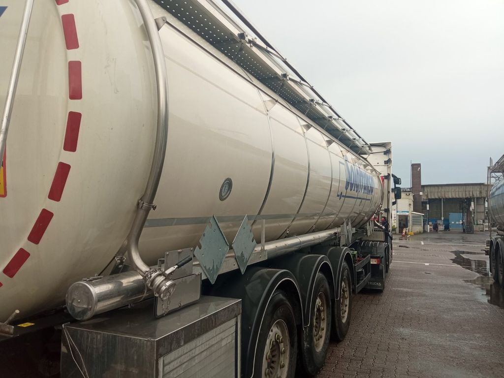 Berger SATA 10.5 - Poluprikolica cisterna: slika 5 Berger SATA 10.5 - Poluprikolica cisterna: slika 5