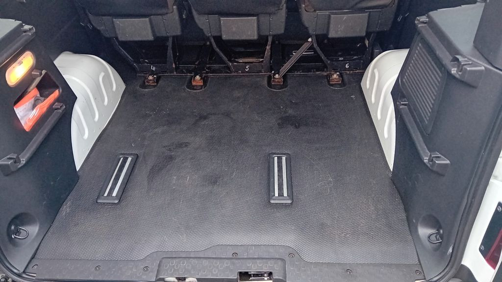 Renault Trafic Combi L2H1 3,0t Life Renault Trafic Combi L2H1 3,0t Life: slika 9 Renault Trafic Combi L2H1 3,0t Life Renault Trafic Combi L2H1 3,0t Life: slika 9