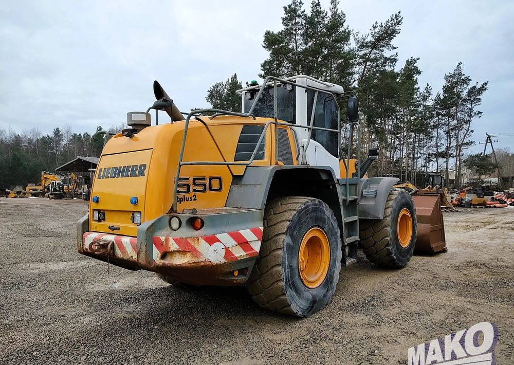 Liebherr L550 - Utovarivač točkaš: slika 5 Liebherr L550 - Utovarivač točkaš: slika 5