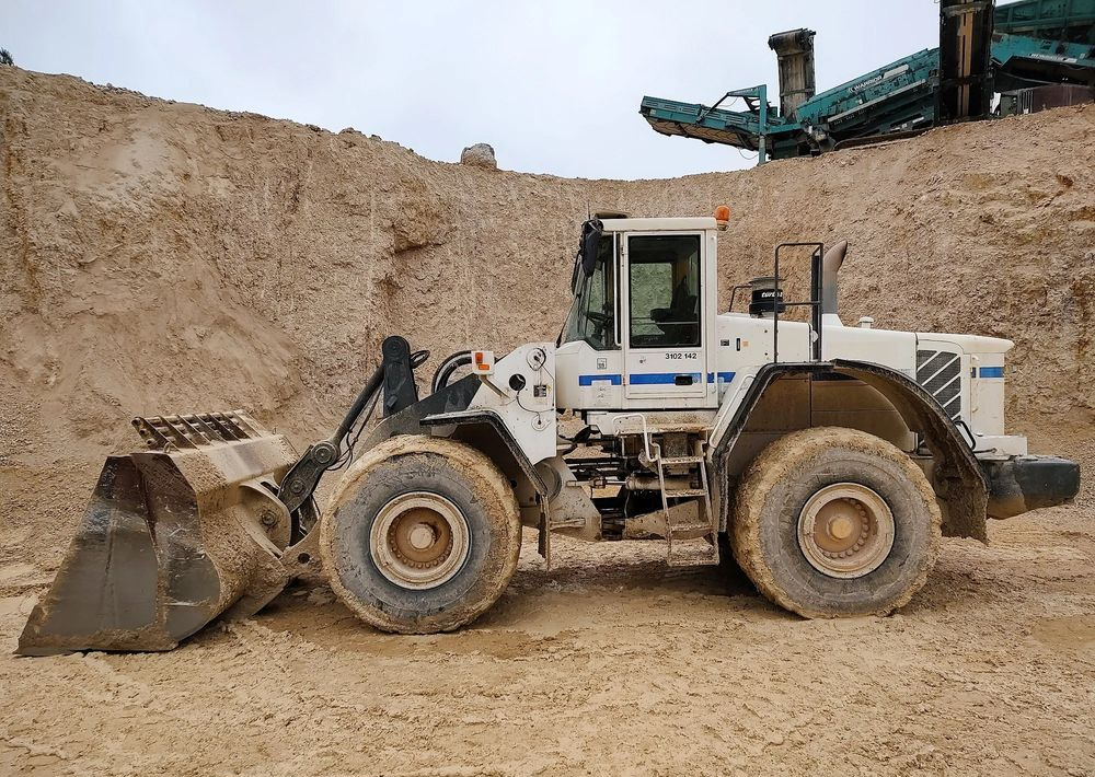 Volvo L180E - Utovarivač točkaš: slika 2 Volvo L180E - Utovarivač točkaš: slika 2