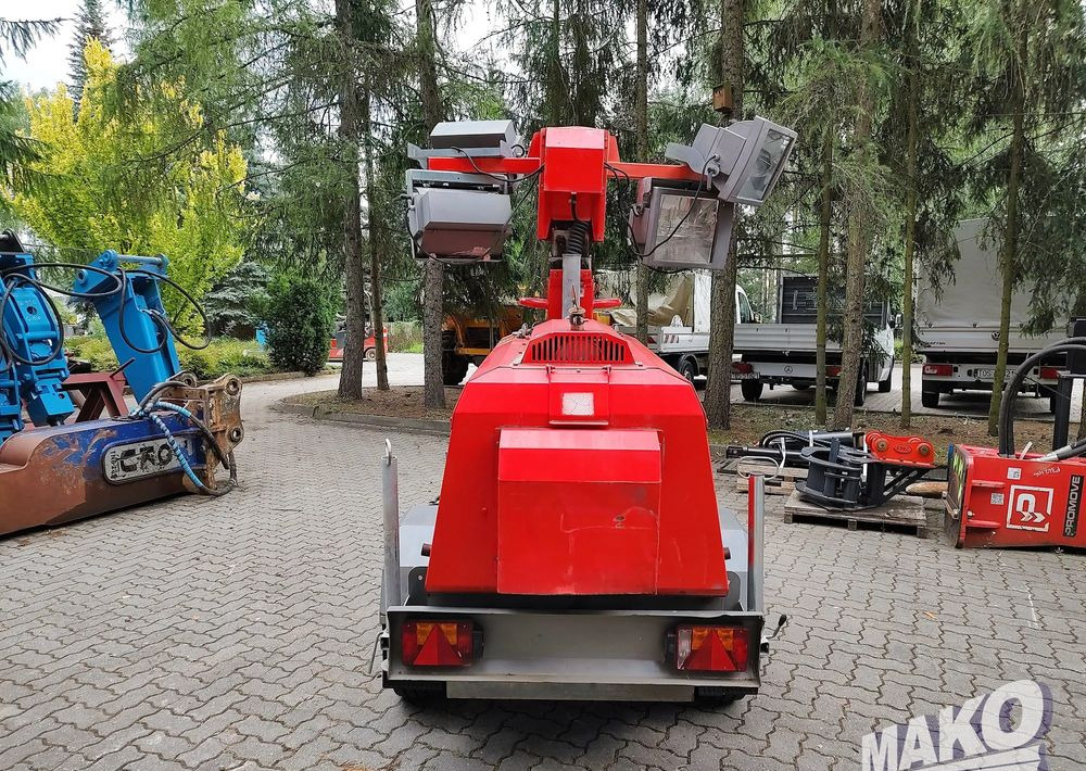 Wieża oświetleniowa Generac Superlight VT1 - Toranj za osvetljenje: slika 4 Wieża oświetleniowa Generac Superlight VT1 - Toranj za osvetljenje: slika 4