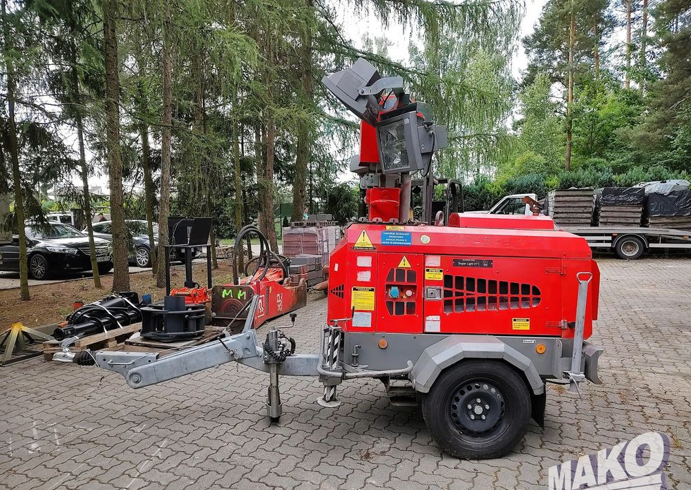 Wieża oświetleniowa Generac Superlight VT1 - Toranj za osvetljenje: slika 2 Wieża oświetleniowa Generac Superlight VT1 - Toranj za osvetljenje: slika 2