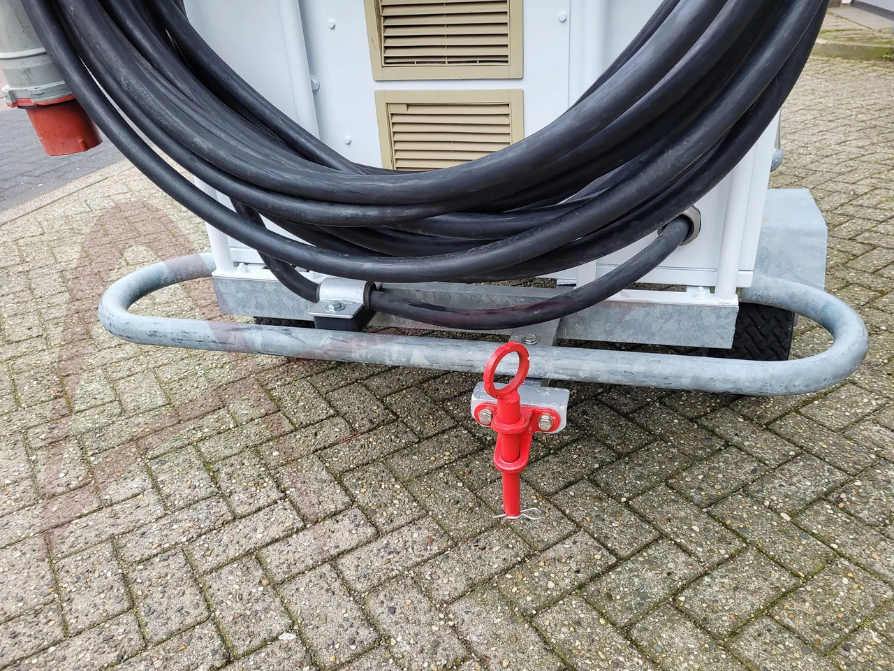 AXA POWER 3GSTS 200/345L - Zemaljski agregat GPU: slika 3 AXA POWER 3GSTS 200/345L - Zemaljski agregat GPU: slika 3