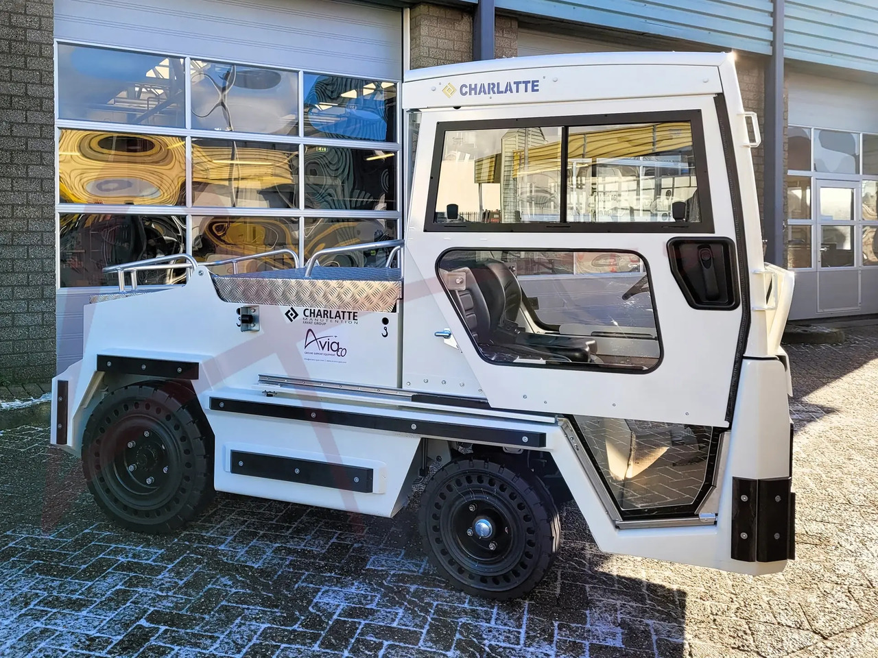 CHARLATTE T135 EVO - Traktor za prtljag: slika 1 CHARLATTE T135 EVO - Traktor za prtljag: slika 1