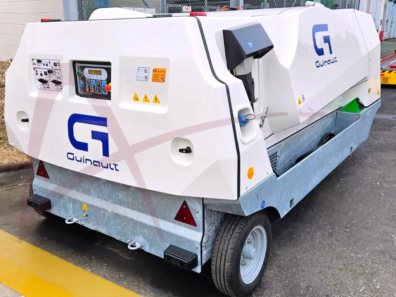GUINAULT GA180V51D2000 - Zemaljski agregat GPU: slika 1 GUINAULT GA180V51D2000 - Zemaljski agregat GPU: slika 1