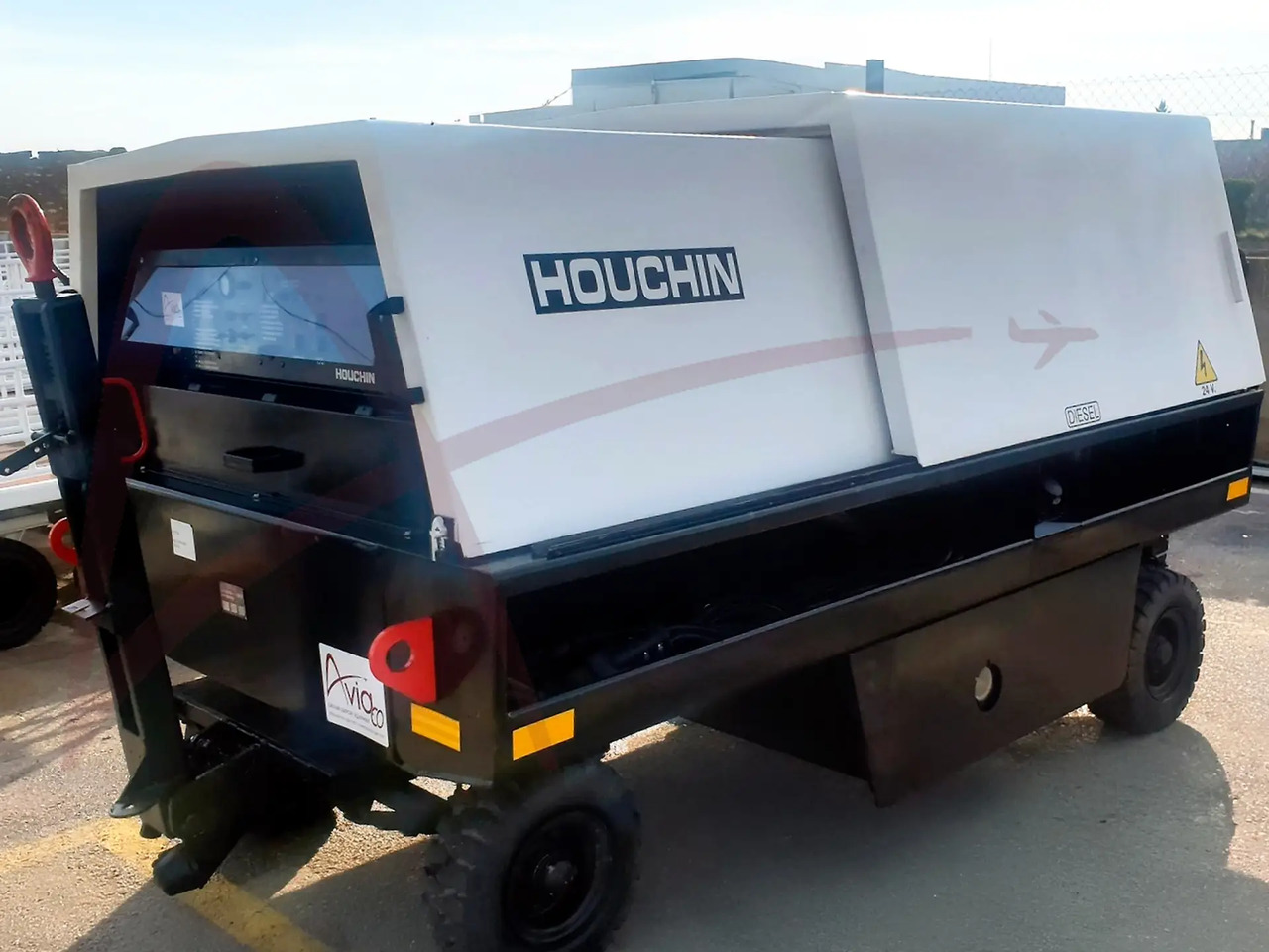 HOUCHIN D690-100SV - Zemaljski agregat GPU: slika 3 HOUCHIN D690-100SV - Zemaljski agregat GPU: slika 3