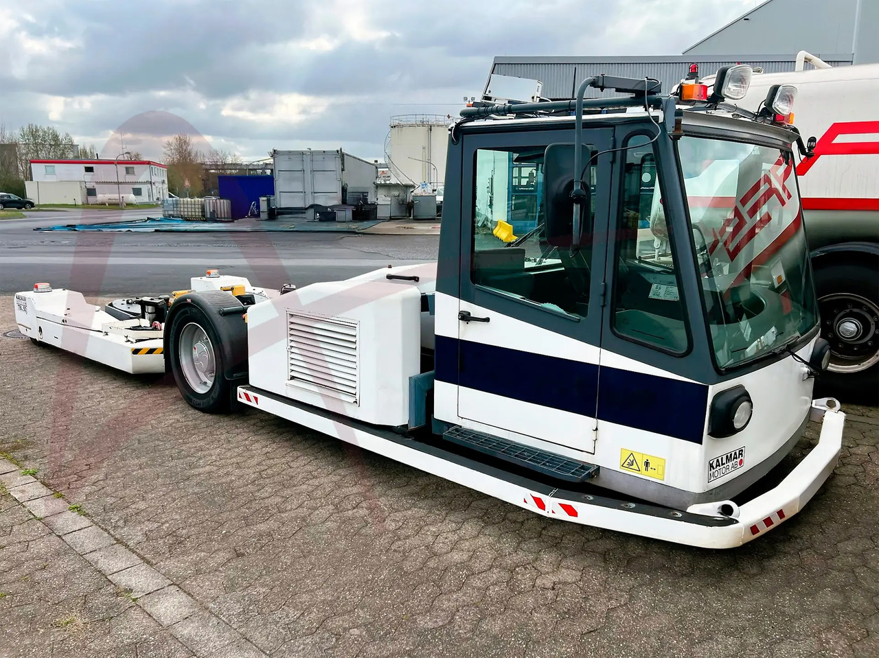 KALMAR MOTOR AB TBL 50 - Aerodromski traktor: slika 1 KALMAR MOTOR AB TBL 50 - Aerodromski traktor: slika 1