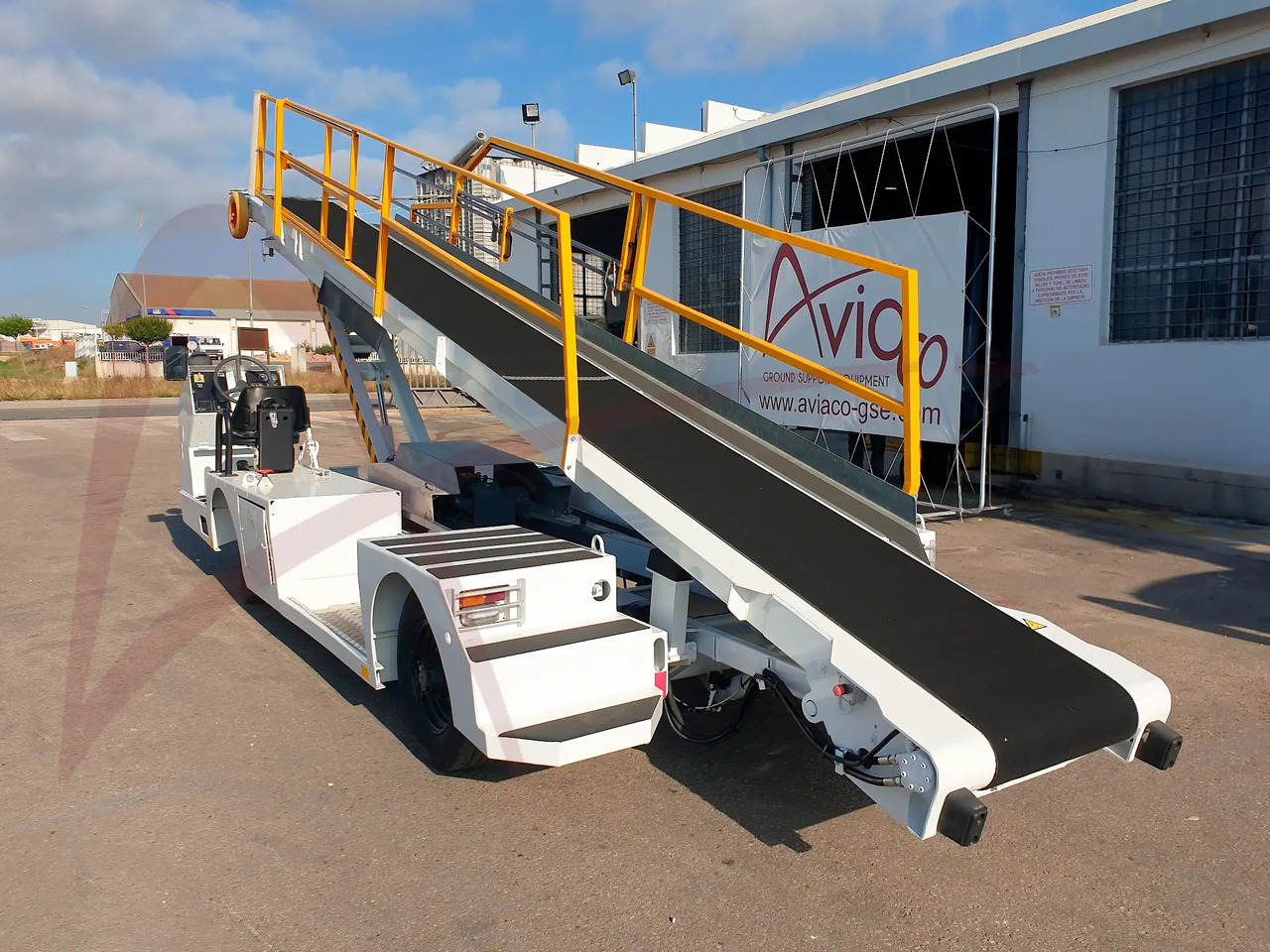 TLD NBL-D - Avionski trakasti transporter: slika 1 TLD NBL-D - Avionski trakasti transporter: slika 1