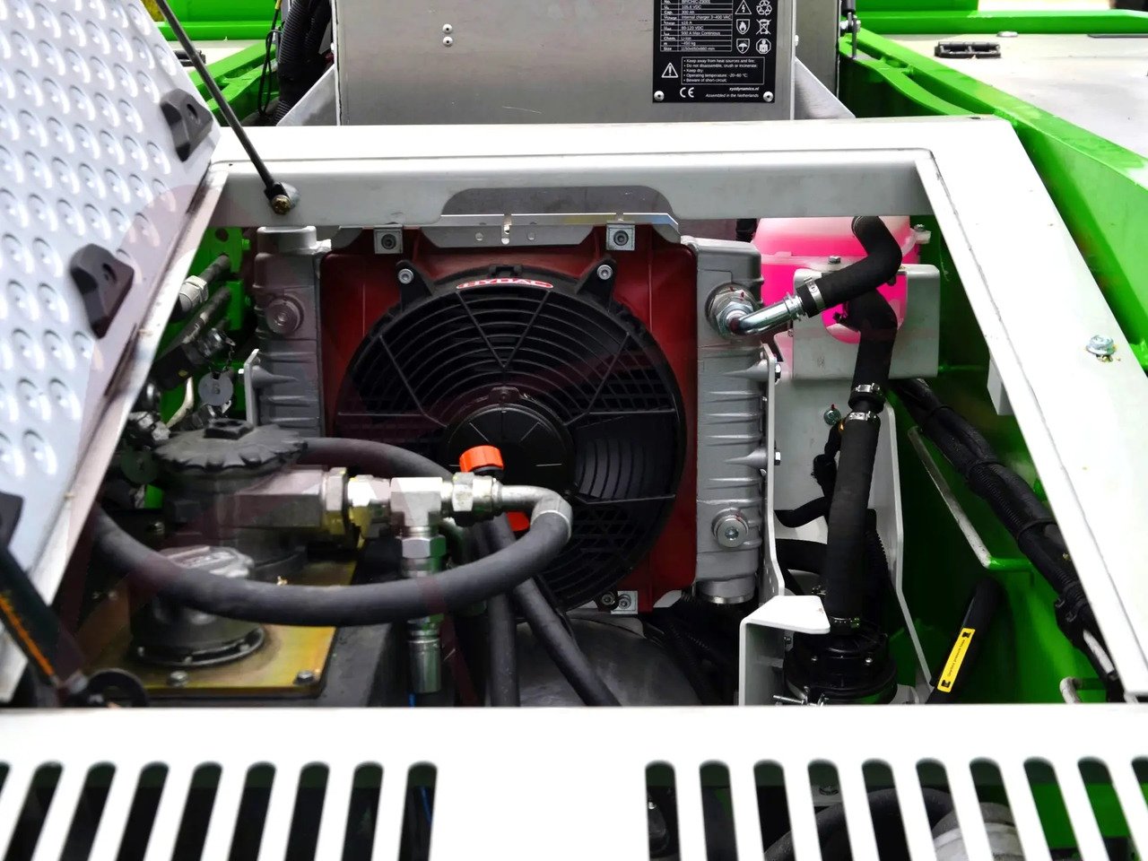 TLD TMX-150/12 Electric - Aerodromski traktor: slika 3 TLD TMX-150/12 Electric - Aerodromski traktor: slika 3
