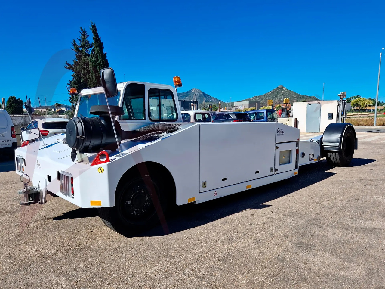 TLD TPX-200-S - Aerodromski traktor: slika 2 TLD TPX-200-S - Aerodromski traktor: slika 2