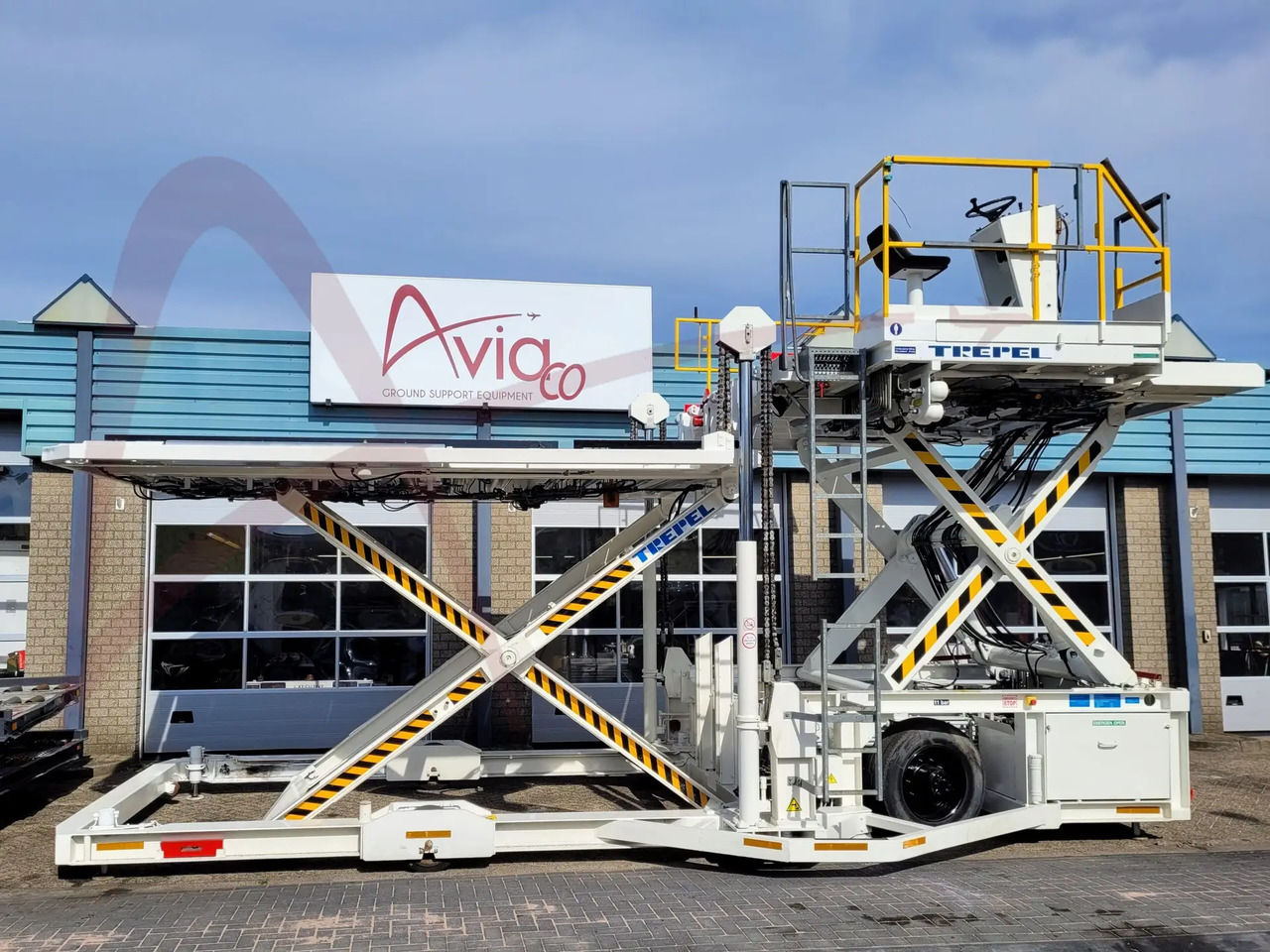 TREPEL CHAMP 70W - Utovarivač kontejnera/ Paleta: slika 5 TREPEL CHAMP 70W - Utovarivač kontejnera/ Paleta: slika 5