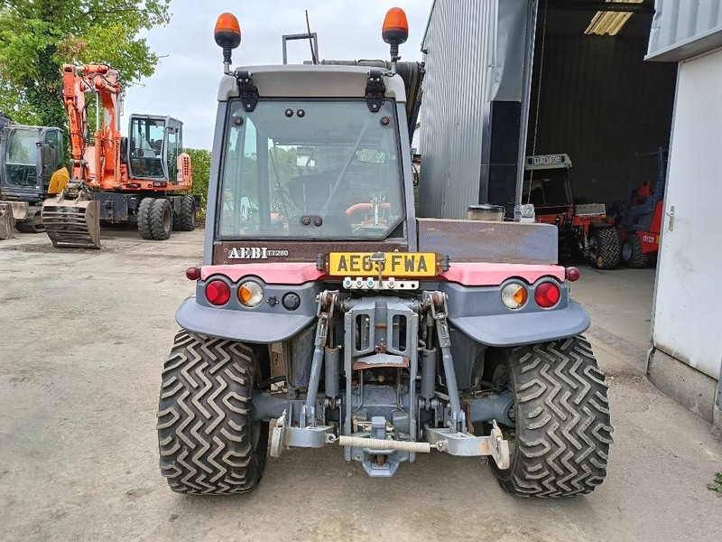 Aebi tt280 TT280 maaier mower airco werktuigdrager CE - Prikolica za poljoprivredu: slika 5 Aebi tt280 TT280 maaier mower airco werktuigdrager CE - Prikolica za poljoprivredu: slika 5