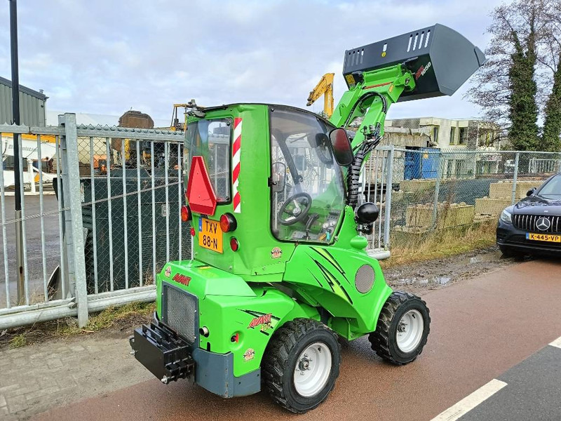 Avant M420 MSDNT mini shovel loader lader 980 kg CE - Kompaktni utovarivač guseničar: slika 2 Avant M420 MSDNT mini shovel loader lader 980 kg CE - Kompaktni utovarivač guseničar: slika 2