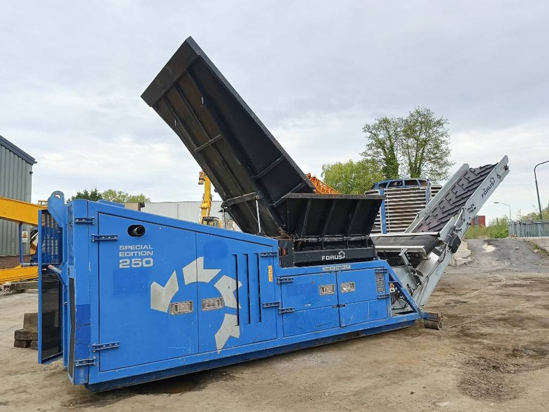 Forus eggersmann SE250 shredder wood waste 2017 1392 uur - Drobilica: slika 2 Forus eggersmann SE250 shredder wood waste 2017 1392 uur - Drobilica: slika 2