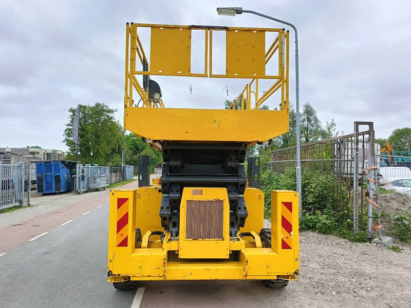 GMG 6094-RT schaarhoogwerper platform hi lift 18 m CE - Lift u obliku makaza: slika 4 GMG 6094-RT schaarhoogwerper platform hi lift 18 m CE - Lift u obliku makaza: slika 4