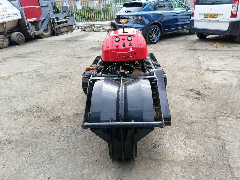 HT 400 remote controlled tracked robot mower / tracto - Kosačica: slika 5 HT 400 remote controlled tracked robot mower / tracto - Kosačica: slika 5