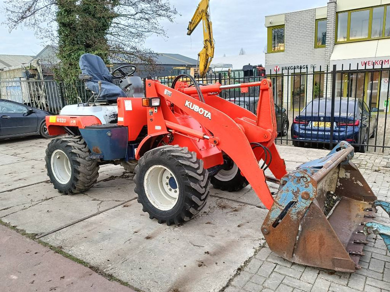 Kubota R 520 shovel wiellader loader lader met bak/vorken - Utovarivač točkaš: slika 3 Kubota R 520 shovel wiellader loader lader met bak/vorken - Utovarivač točkaš: slika 3