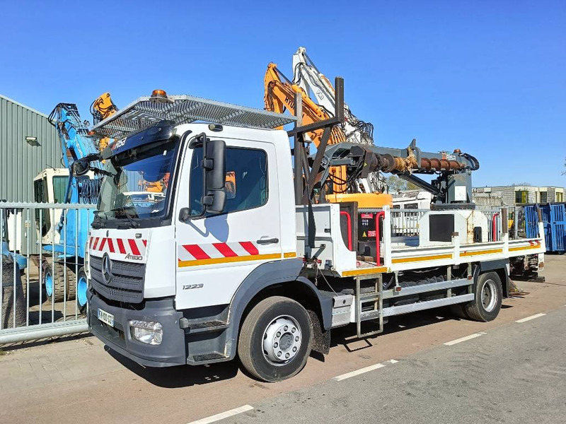 Mercedes-Benz atego 4X2 Risa G2T Drilling truck Automatic euro 6 - Malj za nabijanje: slika 1 Mercedes-Benz atego 4X2 Risa G2T Drilling truck Automatic euro 6 - Malj za nabijanje: slika 1