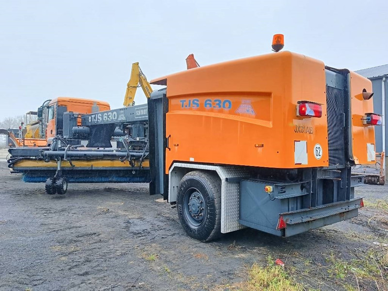 Schmidt TSJ630 man runway snow cleaning sneeuwschuif 2008 - Raonik za sneg za Poljoprivredna mašina: slika 4 Schmidt TSJ630 man runway snow cleaning sneeuwschuif 2008 - Raonik za sneg za Poljoprivredna mašina: slika 4