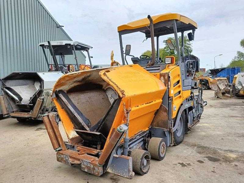 Vögele Super 1303-3i asfalt machine paver 2019 - Asfaltni finišer: slika 4 Vögele Super 1303-3i asfalt machine paver 2019 - Asfaltni finišer: slika 4