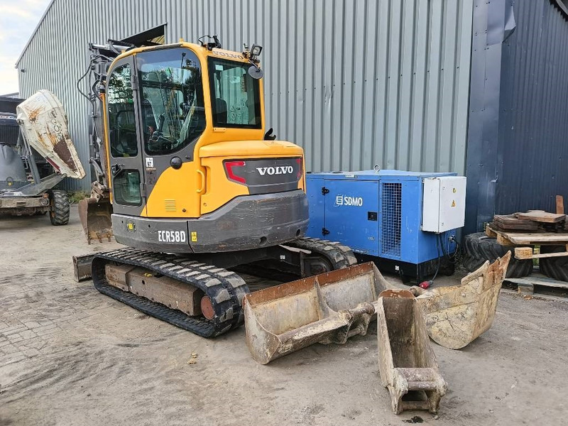 Volvo ECR 58 D rups graafmachine tracked excavator bagge - Mini bager: slika 2 Volvo ECR 58 D rups graafmachine tracked excavator bagge - Mini bager: slika 2