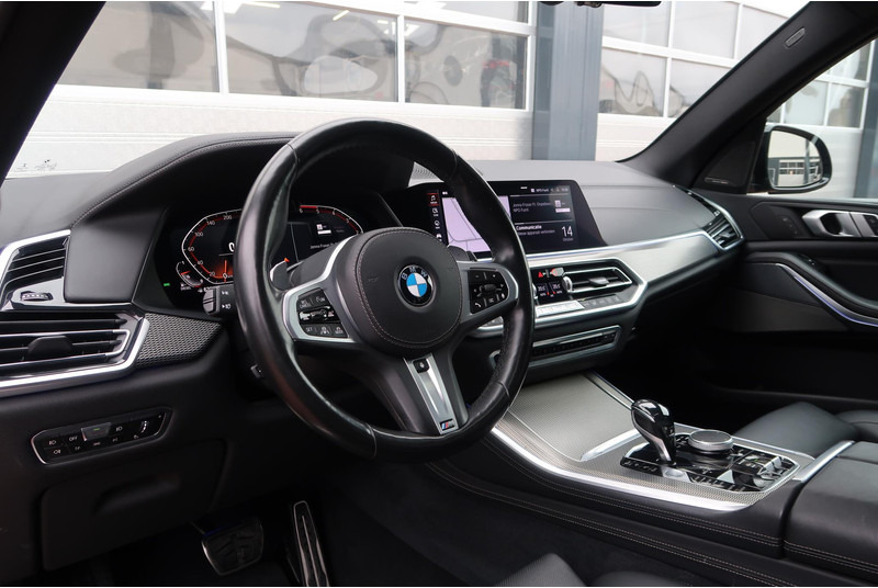 BMW X5 xDrive30d High Executive M SPORT/ PANO/ LUCHT/ HEAD-UP/ H&K/ LASER - SUVSUV: slika 2 BMW X5 xDrive30d High Executive M SPORT/ PANO/ LUCHT/ HEAD-UP/ H&K/ LASER - SUVSUV: slika 2